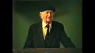 Dr Linus Pauling on Vitamin C and Heart Disease Stanford Medical School  27 Feb 92 [upl. by Mellitz720]