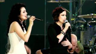 Within Temptation feat Anneke Van Giersbergen  Somewhere Live HD [upl. by Clare]