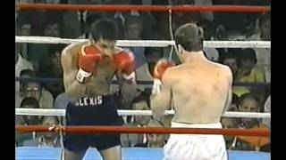 Alexis Arguello vs Kevin Rooneyavi [upl. by Recnal]