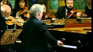 Mozart Piano Concerto Nr 13 C KV 415 Daniel Barenboim Piano amp Conducting Vienna philharmonic [upl. by Humph]