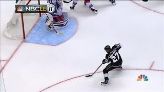 Alec Martinez wins the 2014 Stanley Cup for Los Angeles Kings in 2OT [upl. by Ahsinnod]