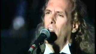 Luciano Pavarotti feat Michael Bolton  Vesti La Giubba [upl. by Eustacia]