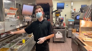 How to make a Daves Double at Wendys [upl. by Longerich779]