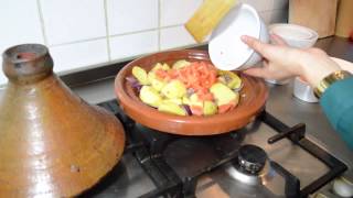 Recept Tajine vegetarisch  Koken met Mo Academy [upl. by Ive961]