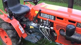 Kubota B7001 Fronthydraulik [upl. by Eisiam]