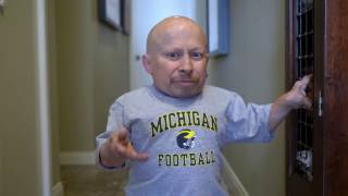 I Got Hypnotized by a REAL Hypnotist  Verne Troyer [upl. by Ecille]