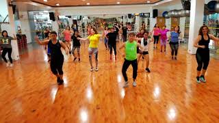 Axé Bahía  Dança Da Manivela  Coreografía Golds Gym higuereta  Bailefit [upl. by Etnuaed634]