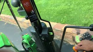 John Deere 5R Series Tractor 5125R CommandQuad Manual Transmission Quick Demo [upl. by Atnoed]