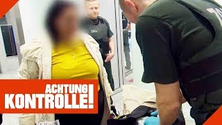 quotLeg das zurückquot Frau behindert Zollbeamte bei Kontrolle  Achtung Kontrolle  Kabel Eins [upl. by Arleyne106]