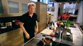 Gordon Ramsay How to Make Bolognese Pasta Sauce [upl. by Haropizt]