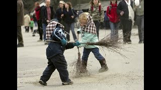 Six super Swedish Easter traditions [upl. by Eiramait744]