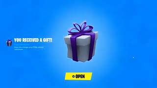 first lobby bot that can gift actually gifting [upl. by Juditha]