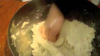 HOW TO MAKE CASSAVA FLOUR AT HOME WITH JUST ONE INGREDIENT 2 EASY WAYS  YUCA FLOUR [upl. by Irap]