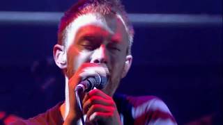 Life In A Glasshouse  Live on Jools  2001 Radiohead  Amnesiac [upl. by Zampino]