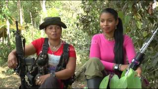 ENTREVISTA MAMÁ E HIJA GUERRILLERAS DE LAS FARC [upl. by Leverett196]